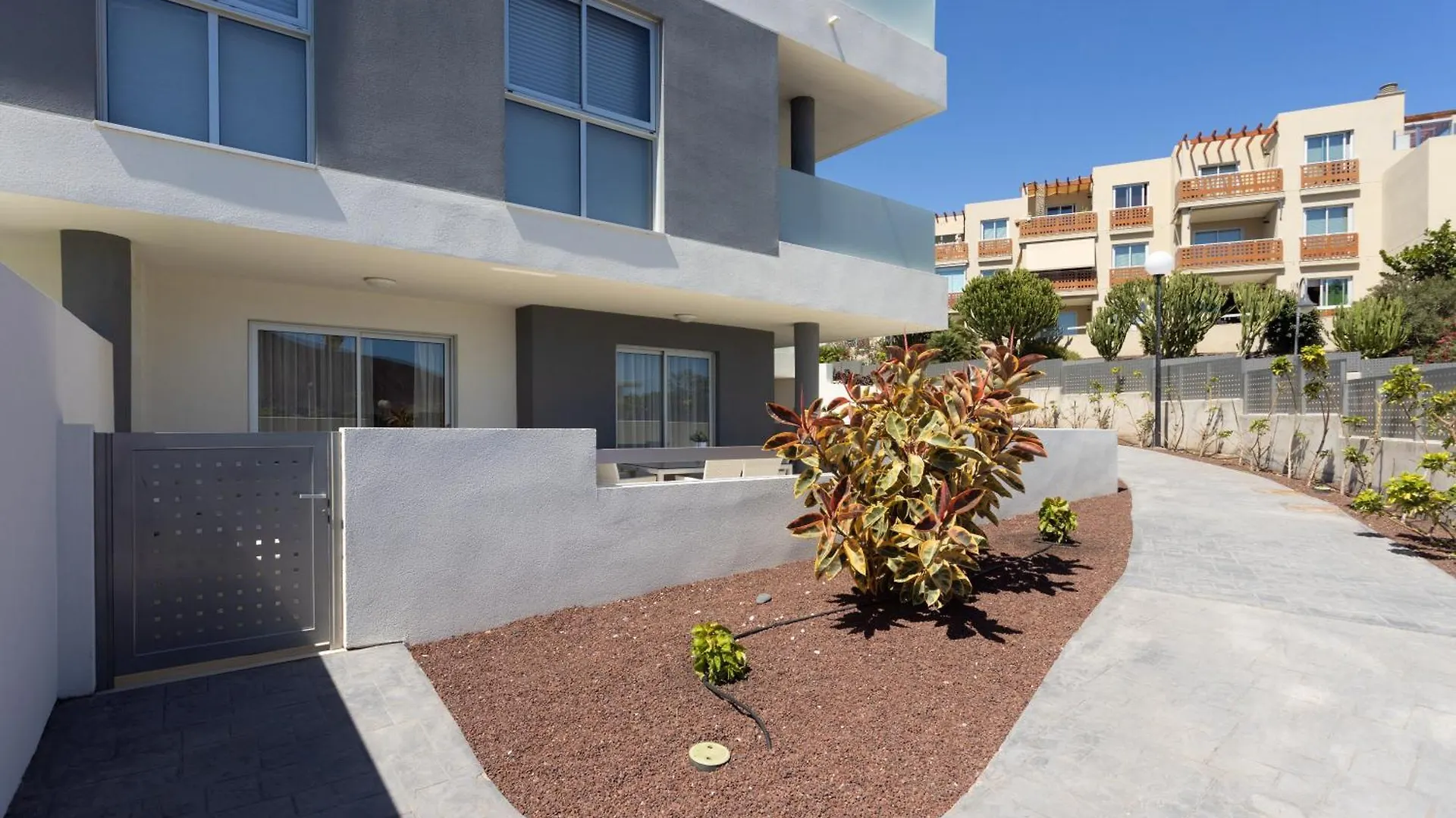 A Beautiful Apartment With A Beach View - La Tejita - El Medano