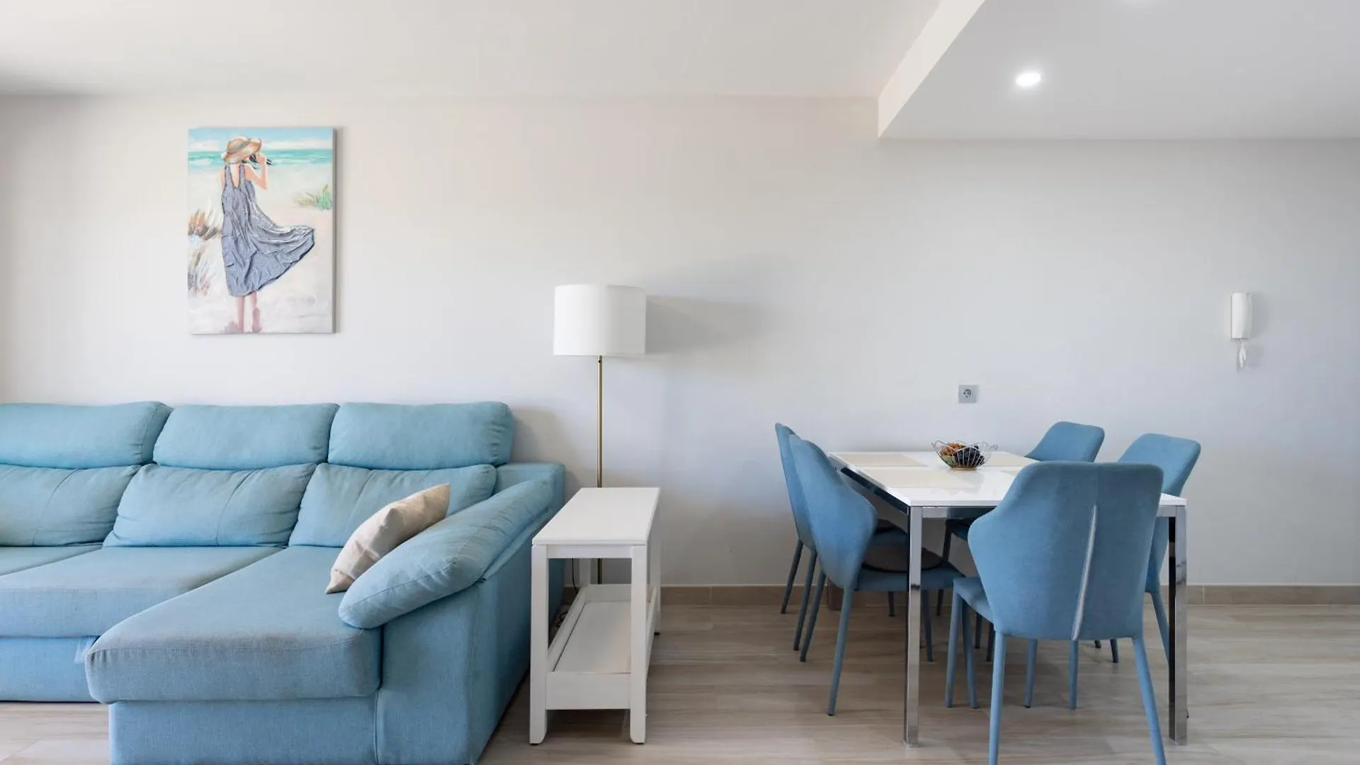 A Beautiful Apartment With A Beach View - La Tejita - El Medano スペイン