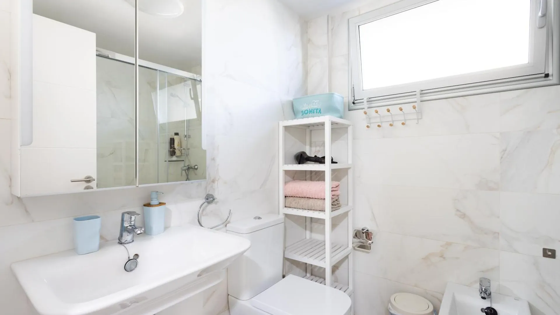 A Beautiful Apartment With A Beach View - La Tejita - El Medano